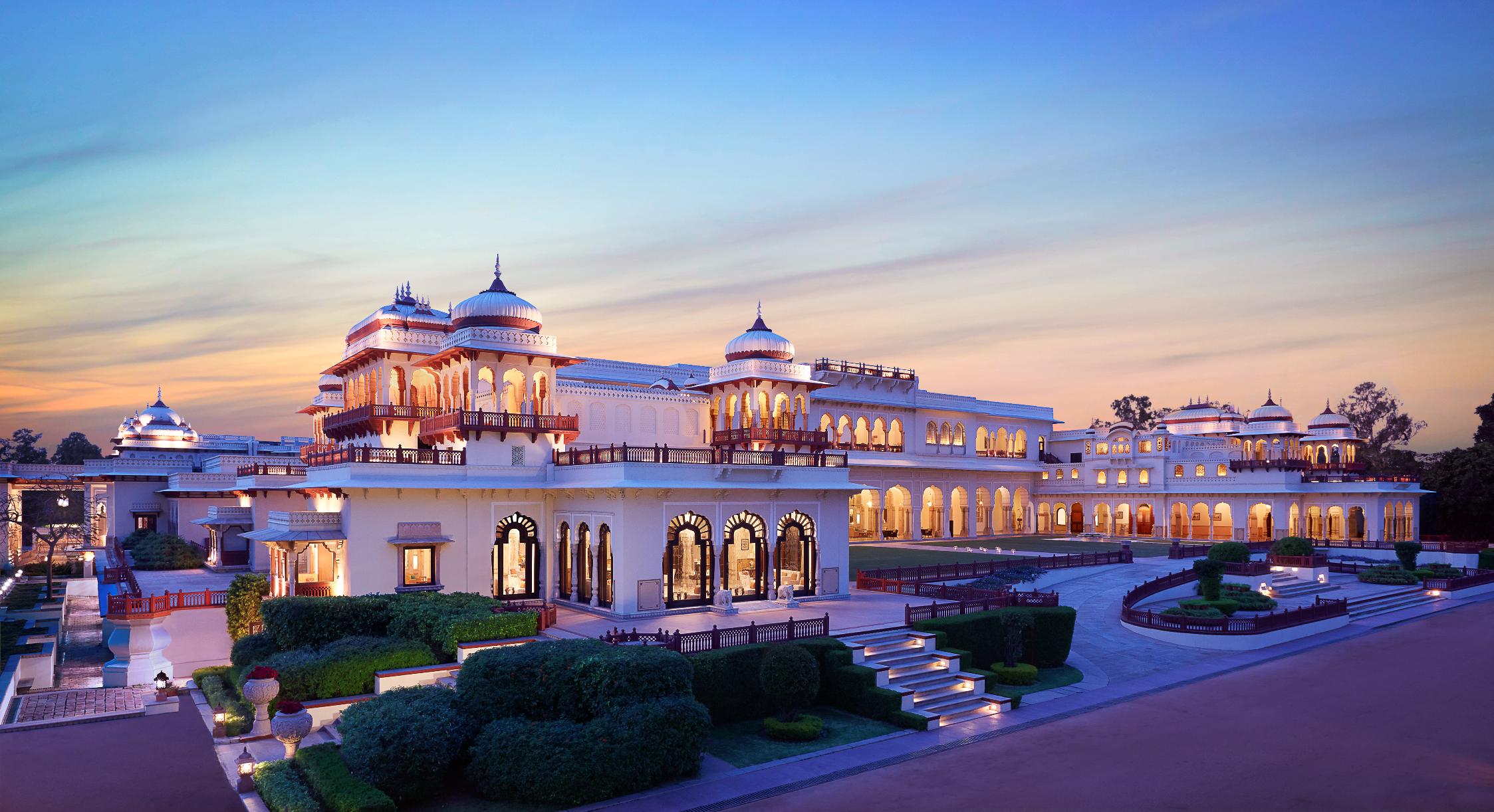 JAIPUR’S RAMBAGH PALACE BAGS THE BEST LUXURY HOTEL AWARD